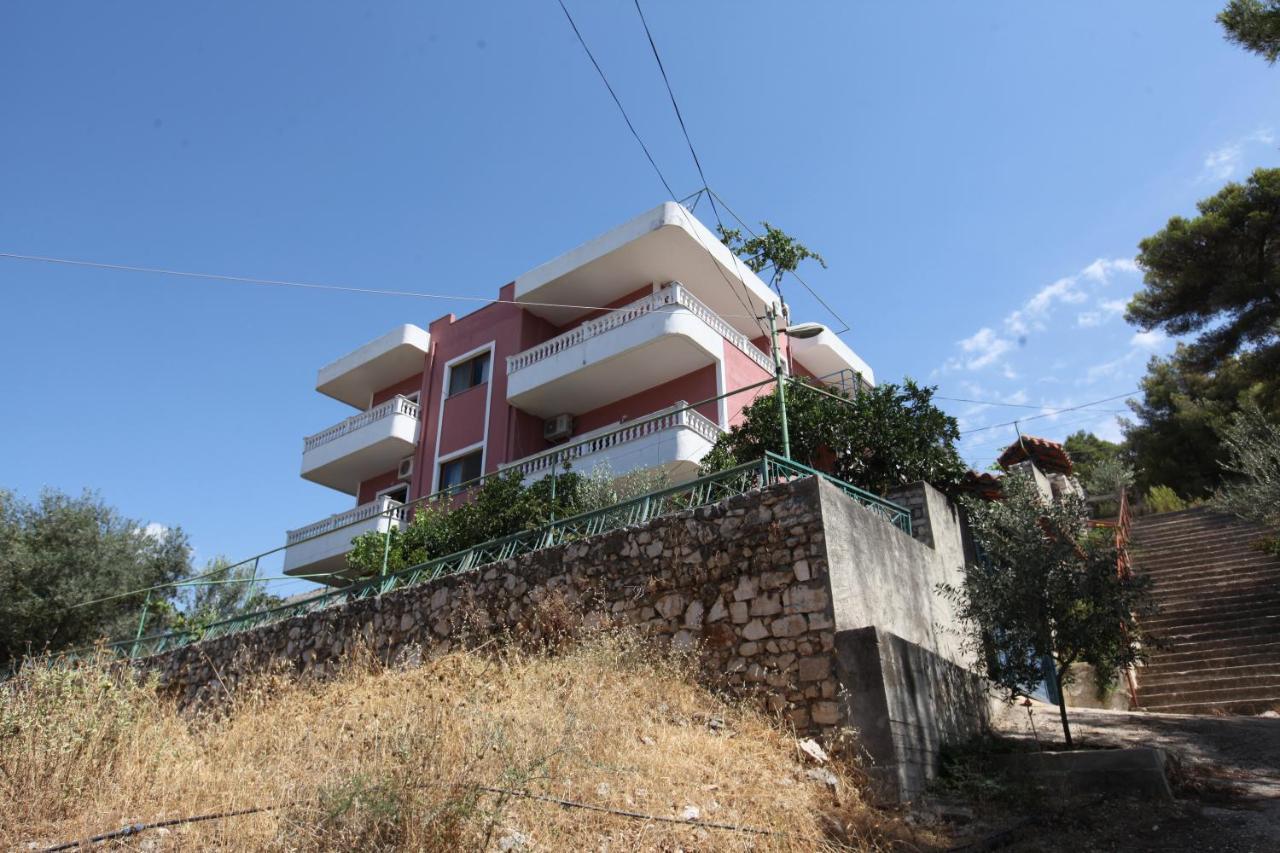 Vila Jakupi Sarande Bagian luar foto